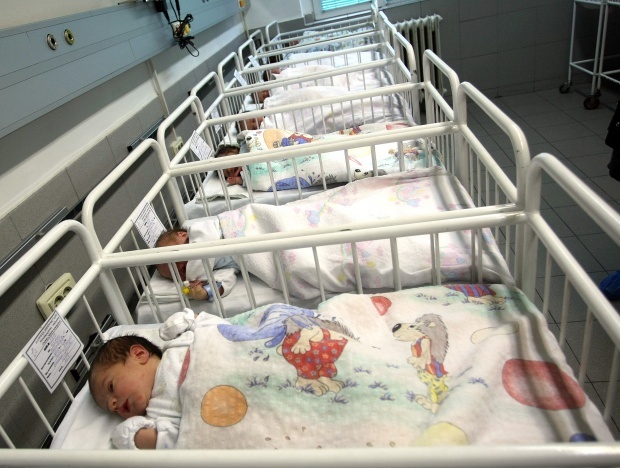 Рождаемость в Болгарии упала до рекордно низкого уровня в 2012 году