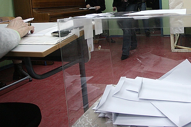 Если бы выборы состоялись сегодня, 18% болгар не пошли бы на участки