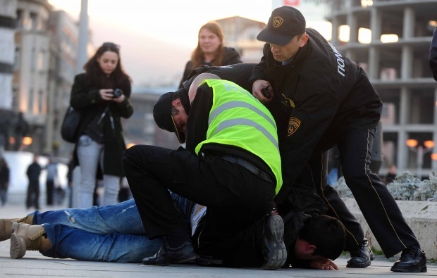Массовые беспорядки в Македонии: пострадали свыше 20 человек