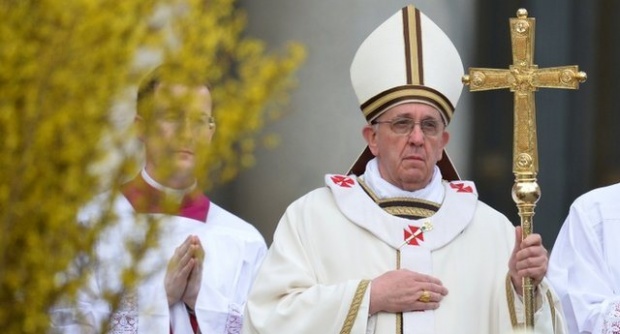 Папа Франциск поздравил католиков с Пасхой и призвал к миру