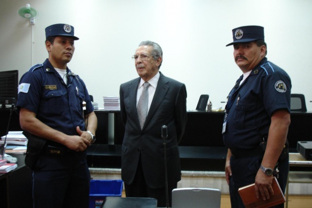 Экс-диктатор Гватемалы приговорен к 80 годам тюрьмы за геноцид