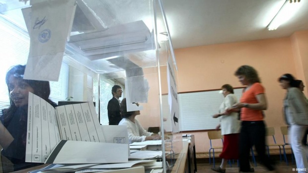 DW: Выборы в Болгарии омрачены обвинениями в нарушениях