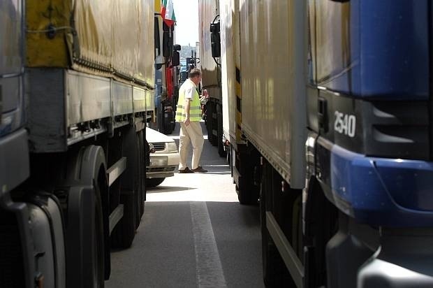 Болгарские перевозчики опять заблокируют границу с Турцией