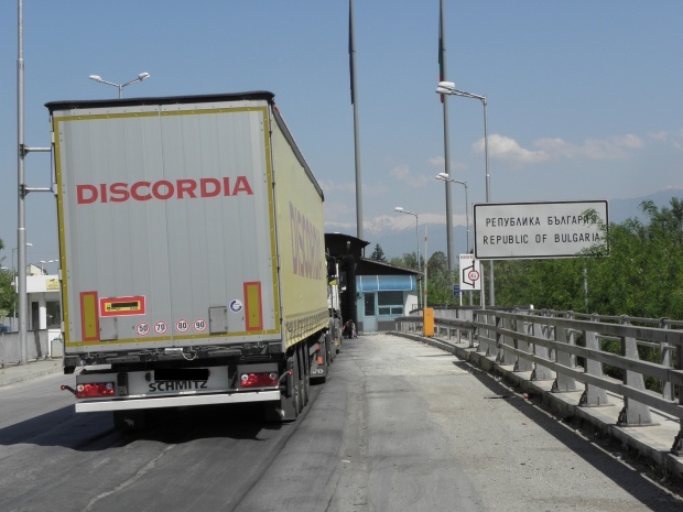 Турция сняла ограничения для болгарских грузовых перевозчиков