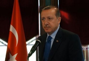 Премьер Турции призывает единомышленников "проучить" оппозиционеров