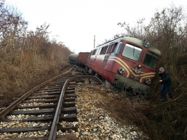 Глава Минтранса Болгарии назвал терактом инцидент с грузовым поездом