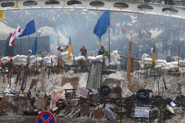 Противники Евромайдана устроили пикет у стен посольства США в Киеве