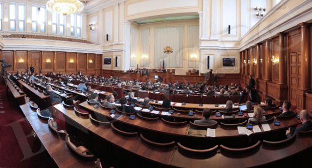 Болгарские депутаты соберутся на внеочередное заседание по актуализации бюджета