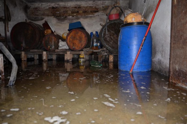Затоплены улицы и дома в болгарском селе Мрамор и городе Нови-Искыр