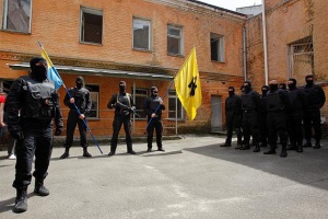 Неонацисты из Украины более опасны, чем исламисты