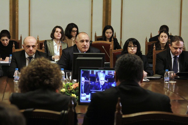 Премьер-министр Болгарии снова повторил: „Южный поток“ не прекращен