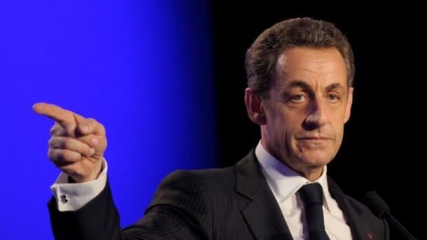 Экзитполы показали победу партии Саркози на местных выборах во Франции