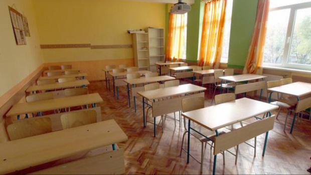Более 1 620 школ в Болгарии закрылись за 25 лет