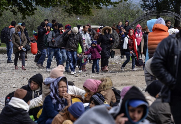 ЕС направит 400 пограничников для урегулирования миграционного кризиса на Балканах