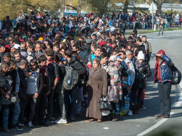 ЕС будет убеждать мигрантов отказывать перевозчикам