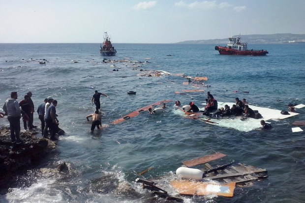 ООН: В 2015 году в Европу по Средиземному морю прибыло почти 1 млн. мигрантов