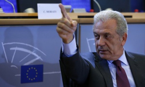 ЕС не рассматривает приостановку действия Шенгенского соглашения - Димитрис Аврамопулос