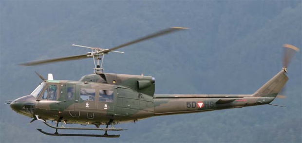 Во время тактических учений в Эгейском море пропал вертолет ВМС Греции