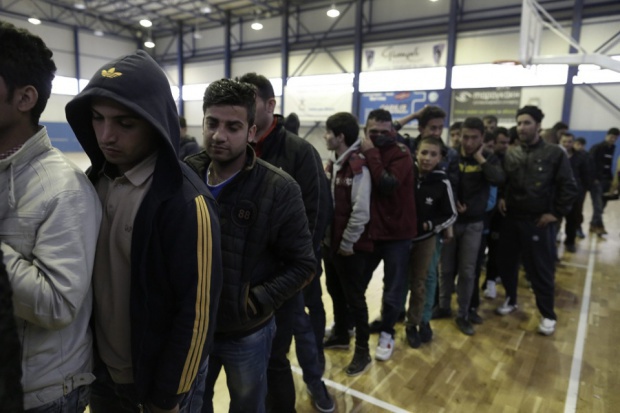 Politico: Дорога беженцев через Болгарию усеяна трудностями и грубым отношением