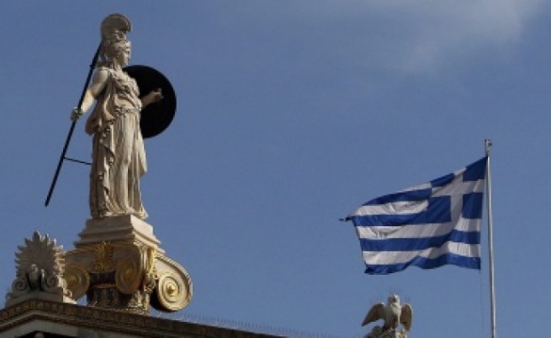 Власти Греции назвали нападение на посольство Франции в Афинах терактом