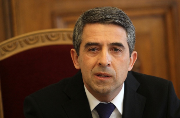 Глава государства встретится с новоизбранным президентом Болгарии Руменом Радевым