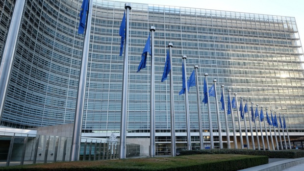 ЕК возбудила против Болгарии процедуру о нарушении законов ЕС в сфере общественных заказов
