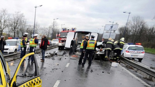 Одна болгарка погибла и еще 12 человек пострадали в результате ДТП в Венгрии