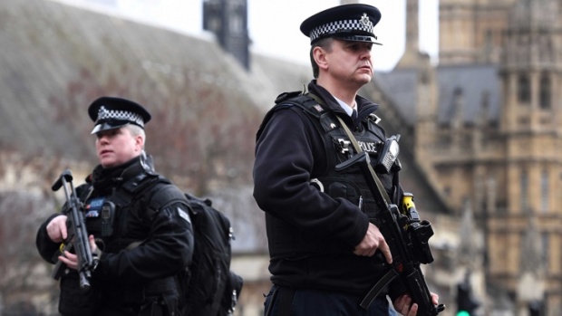 Жертвами стали три человека — Теракт в столице Англии