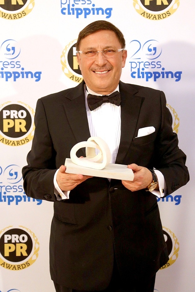 Болгарский PR-эксперт Максим Бехар получил международную награду ProPR за 2017 год