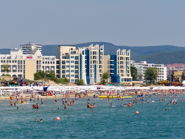 BBC: Солнечный берег в Болгарии - наиболее доступное место для отдыха