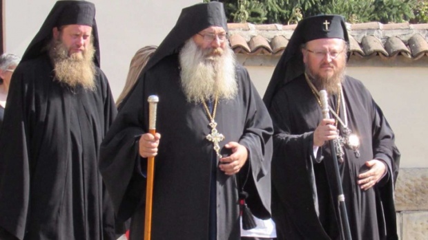 В Болгарии трое священников сгорели в адском ДТП