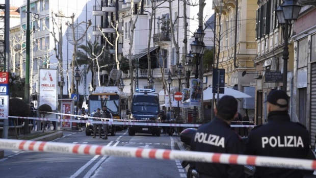 В центре Рима вблизи почтового отделения прогремел взрыв