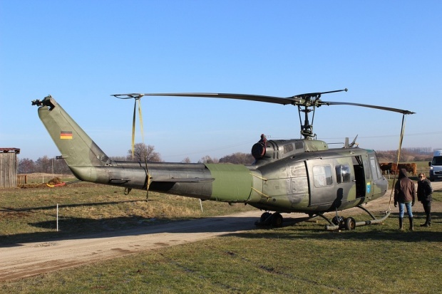 Болгарский вертолет помогает гасить пожары в Македонии