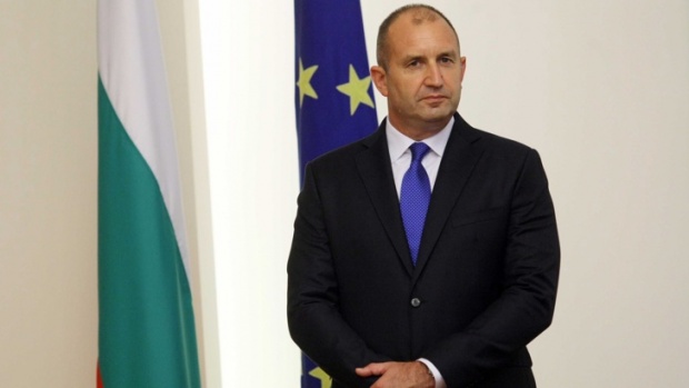 Президент Болгарии: Мы должны бдеть над своей землей и своим суверенитетом