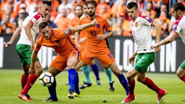 Сборная Нидерландов обыграла команду Болгарии со счетом 3:1 в матче отбора ЧМ-2018