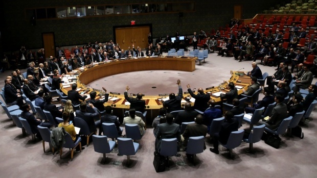 Совбез ООН принял резолюцию о 30-дневном перемирии в Сирии