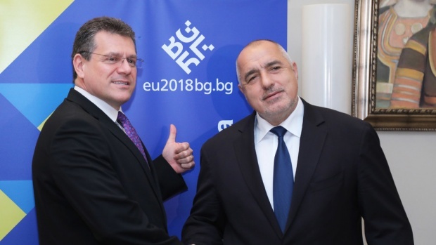 Вице-президент ЕК Шефчович: Болгария - самая подходящая для газового хаба