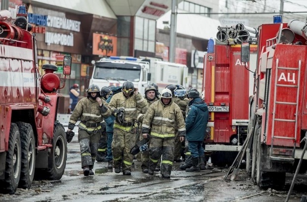 Число жертв пожара в Кемерово достигло 64