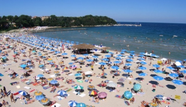 На Южном пляже болгарского Солнечного берега открылся летний сезон