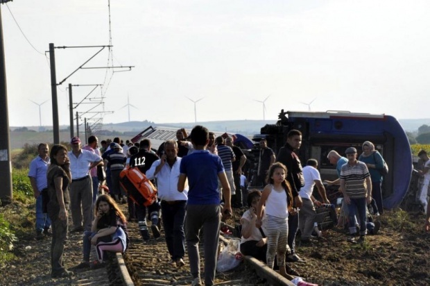 Граждане Болгарии не пострадали в результате крушения поезда в Турции