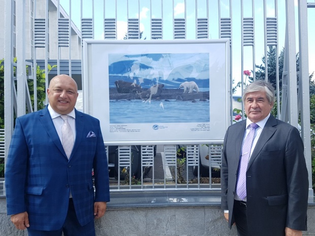 Фотовыставка "Самая красивая страна" открылась у посольства России в Болгарии