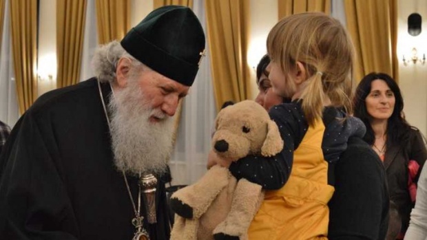 Болгарский патриарх Неофит поздравил с наступающим Рождеством