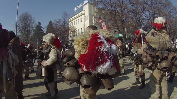 В болгарском Пернике продолжается Международный фестиваль маскарадных игр