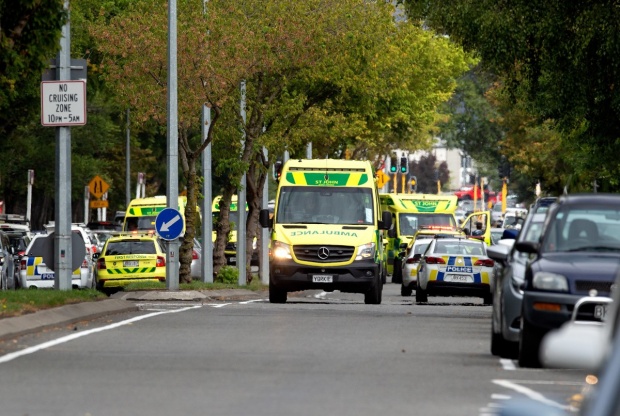 Прихожан двух мечетей расстреляли в Новой Зеландии, погибли 40 человек