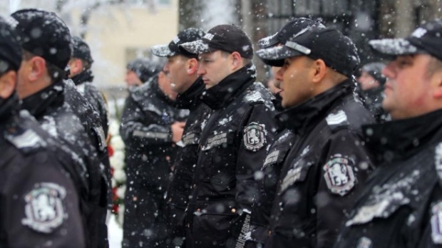 Сотрудники полиции, пожарные и спасатели в Болгарии готовятся к протестным действиям