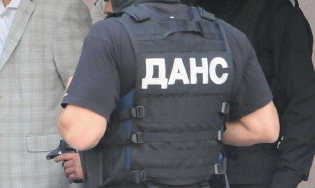 Восемь человек арестованы в Болгарии за незаконное присвоение средств из фондов ЕС