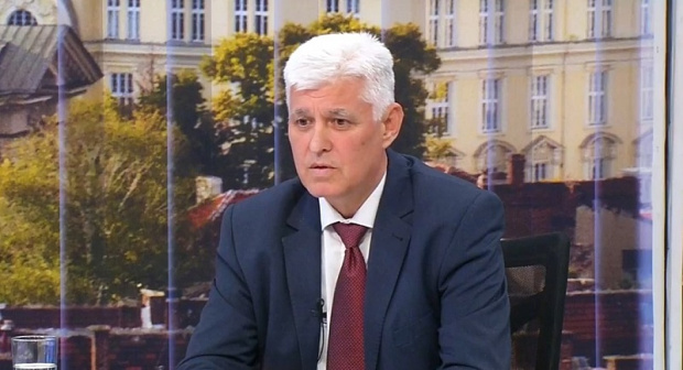 Министр обороны: Болгария не будет отправлять военнослужащих в Украину