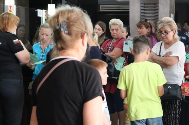 Болгария продлила временную защиту украинцев на один год